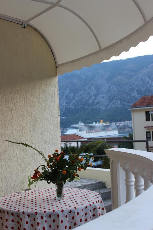 Art Guesthouse Kotor Exterior photo